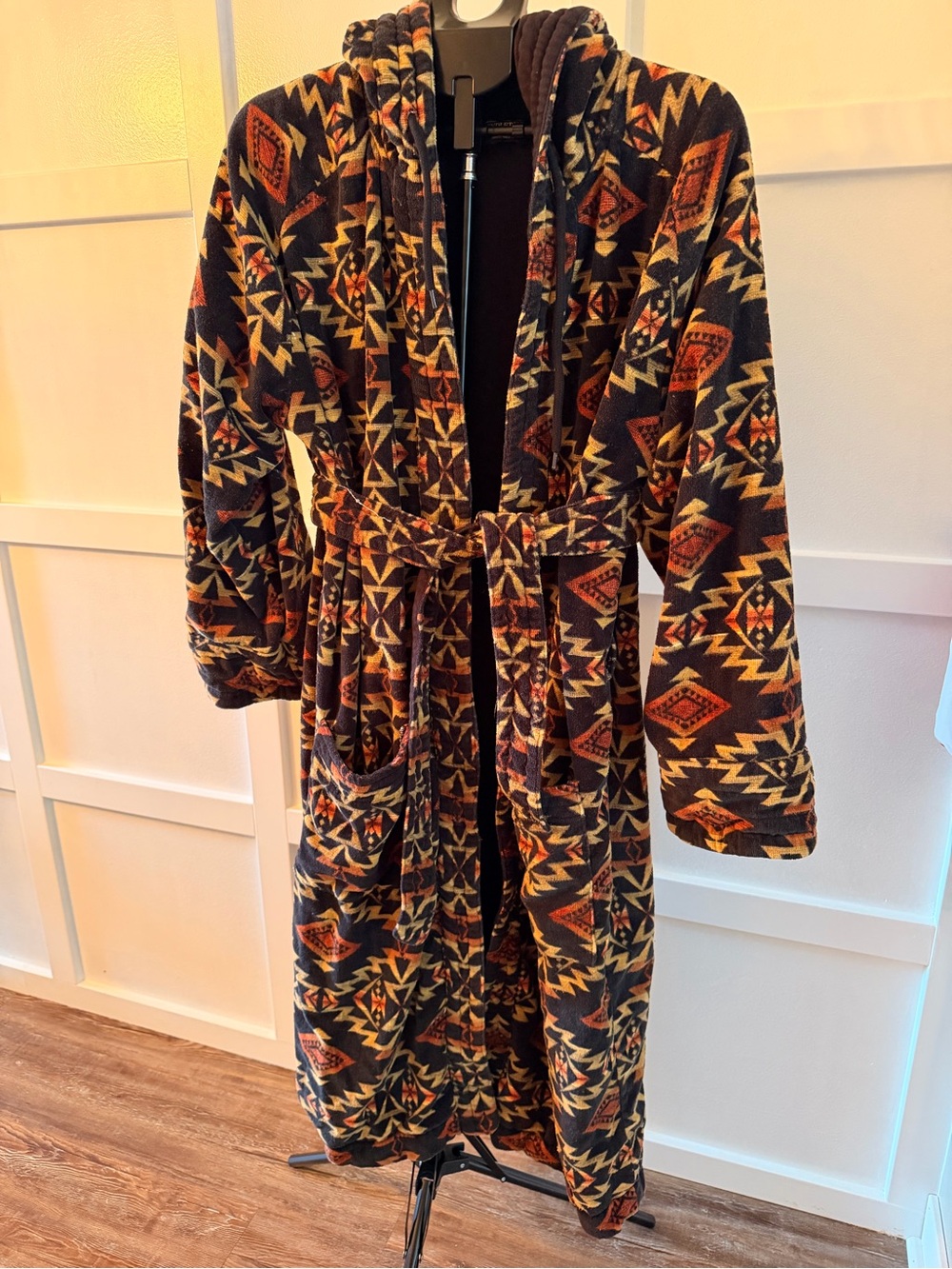 Pendleton Hooded Southwestern Cotton Robe | Aztec Print | Size Medium